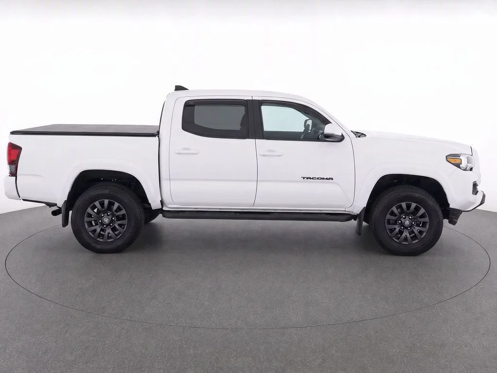 Used 2021 White Toyota SR5 image 8
