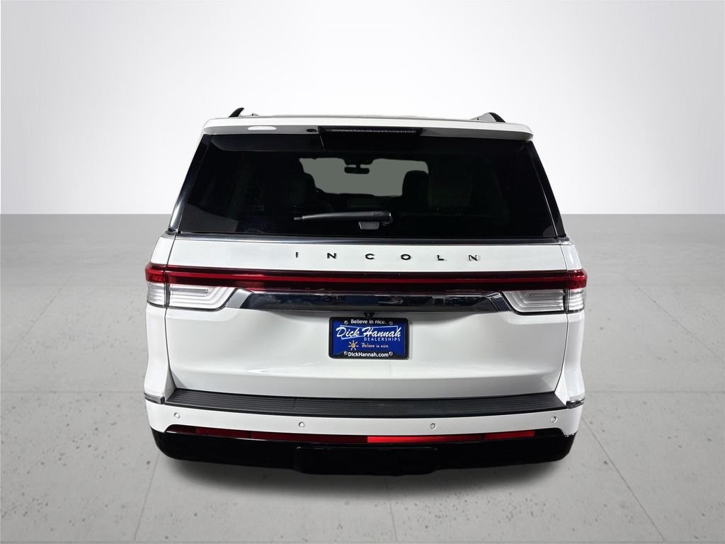 Used 2023 White Metallic Lincoln Black Label image 7