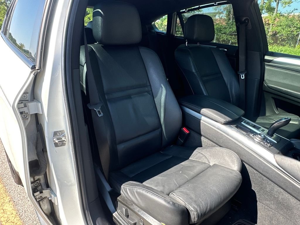 Used 2012 White BMW xDrive35i image 35
