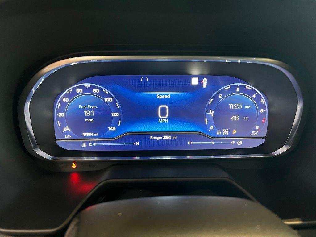 Used 2022 Summit White Chevrolet Premier image 27