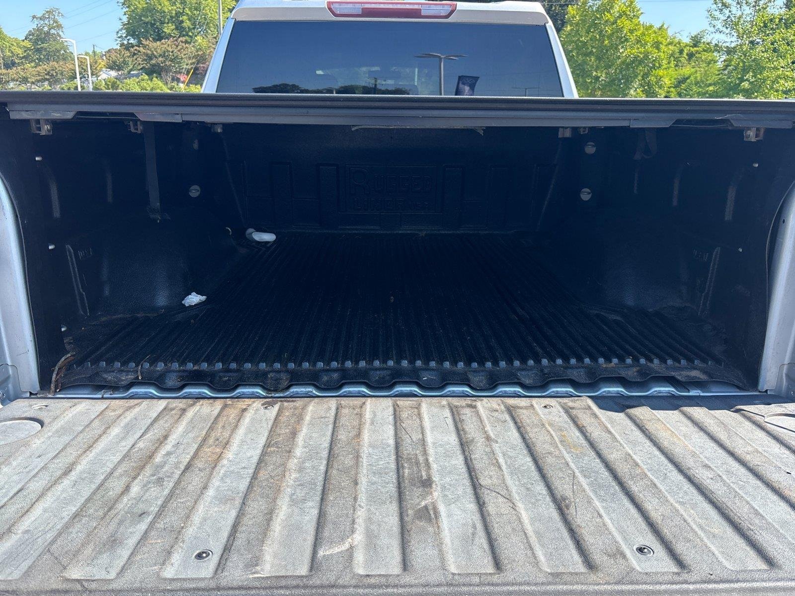 Used 2019 Silver Ice Metallic Chevrolet LT image 34