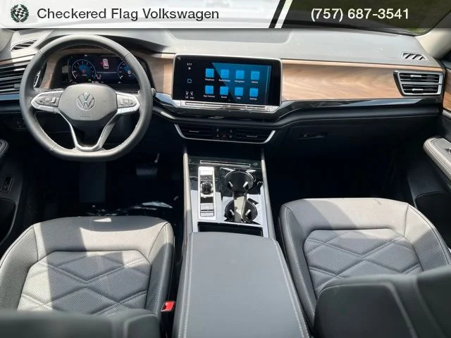 New 2026 Silver Volkswagen 2.0T SE w/Technology image 32