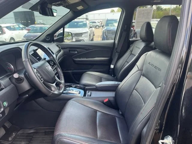 Certified Used 2020 Black Honda Black Edition image 13