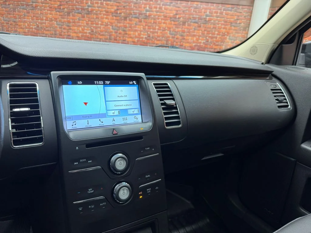 Used 2019 Magnetic Ford SEL image 20
