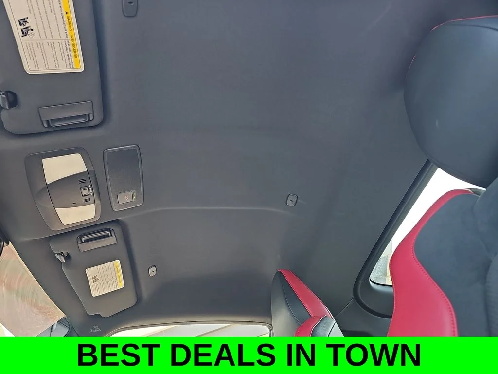 Used 2025 White Nissan Performance image 29