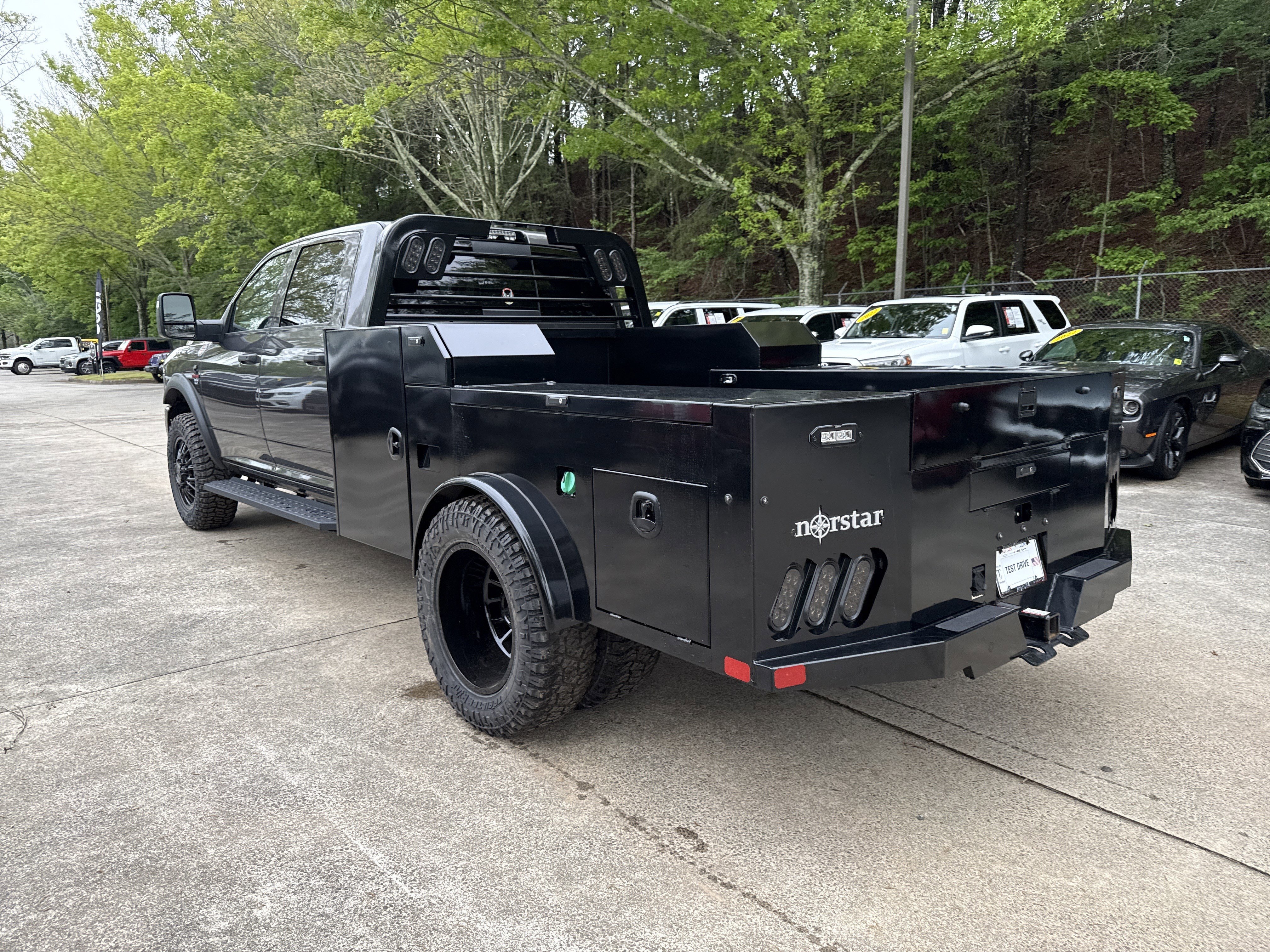 New 2026 Granite Crystal Metallic Clearcoat RAM Tradesman image 5