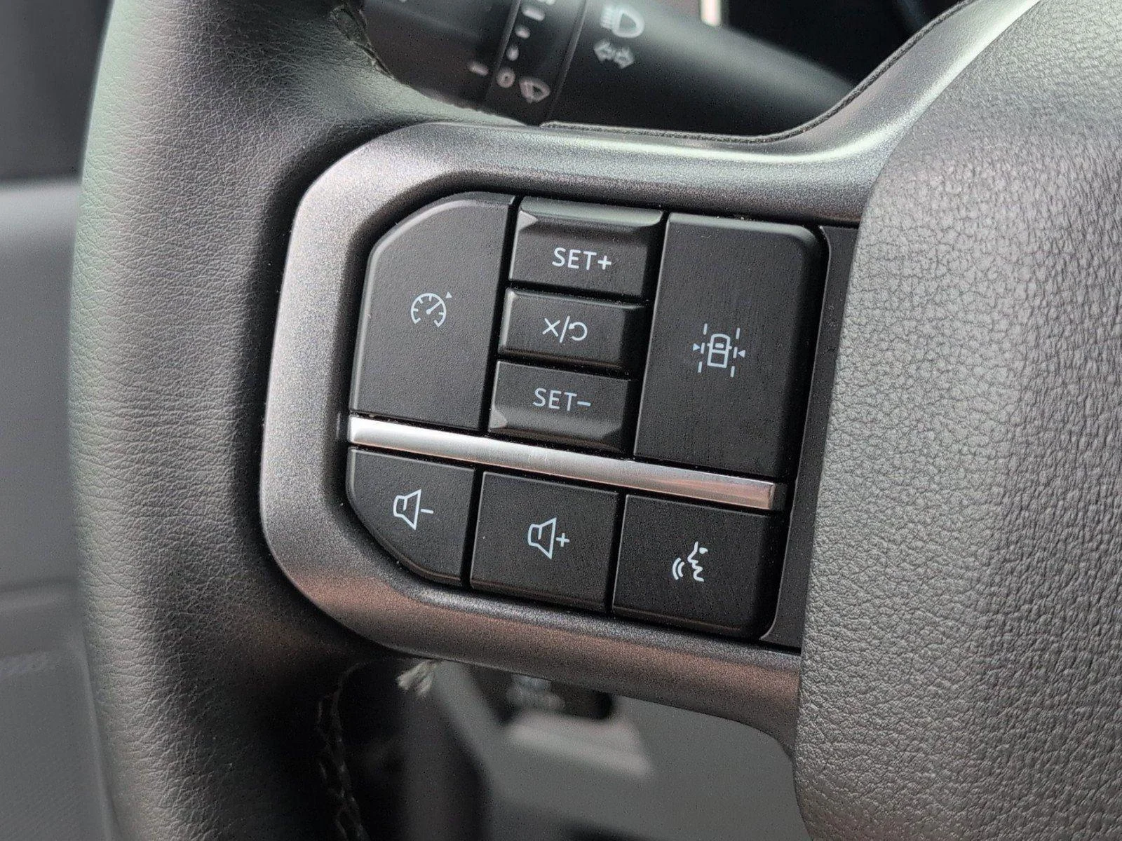 Used 2023 Carbonized Gray Ford XLT image 24