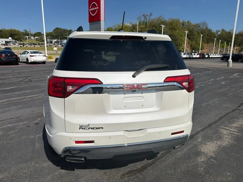 Used 2019 WHITE FROST TRICOAT GMC Denali image 7