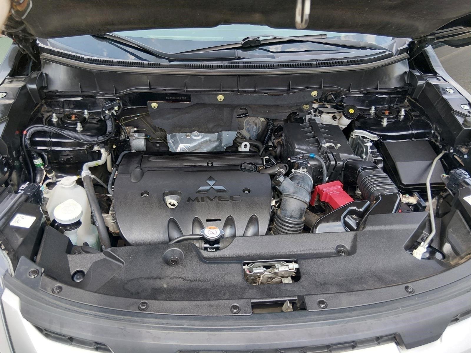 Used 2022 Labrador Black Pearl Mitsubishi LE image 19