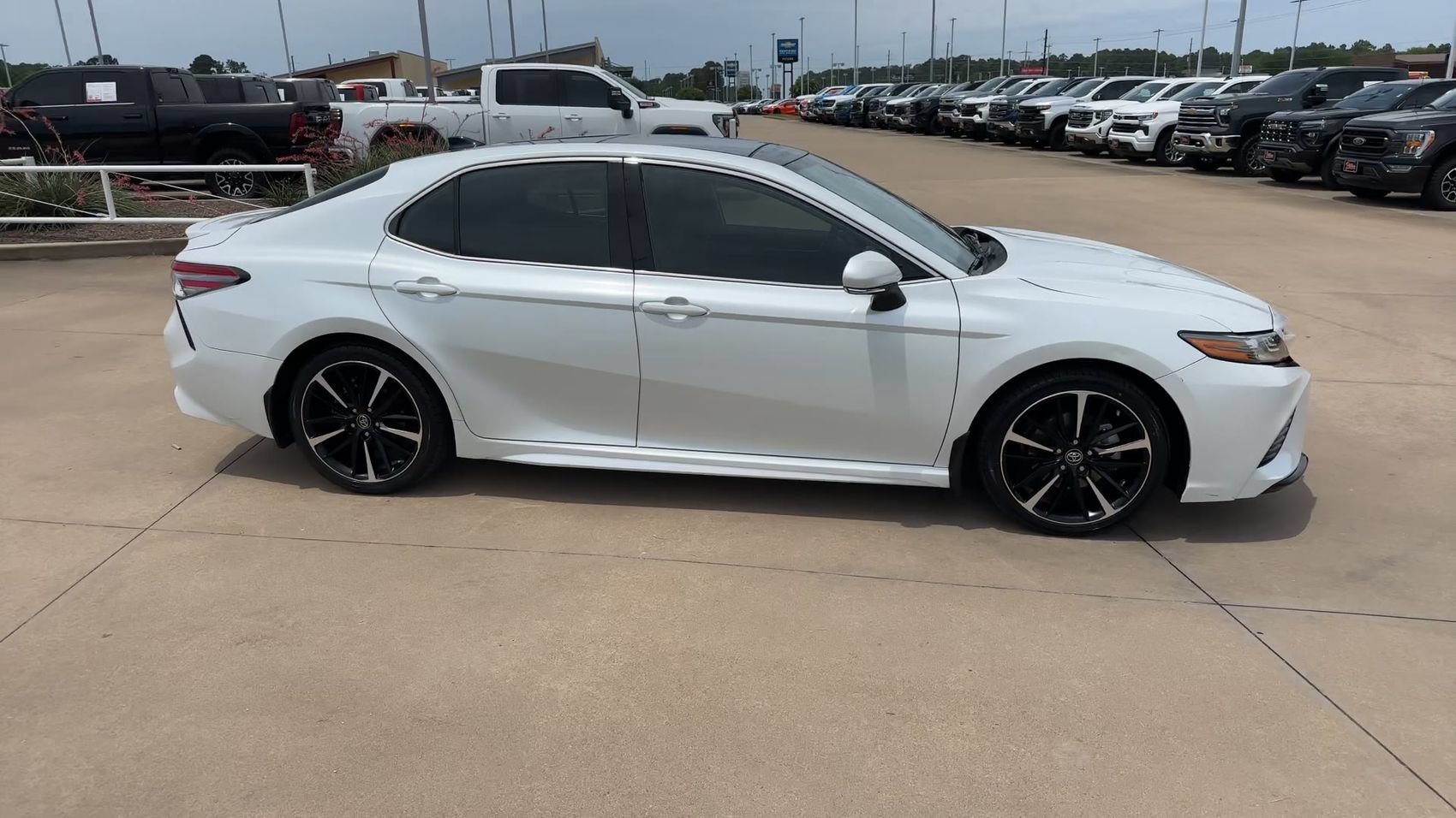 Used 2019 Pearl Toyota XSE image 2