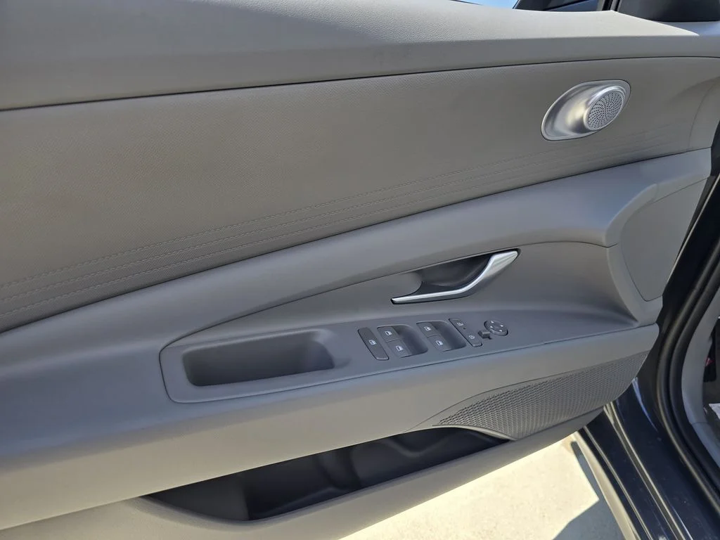 New 2026 Gray Hyundai SE image 15