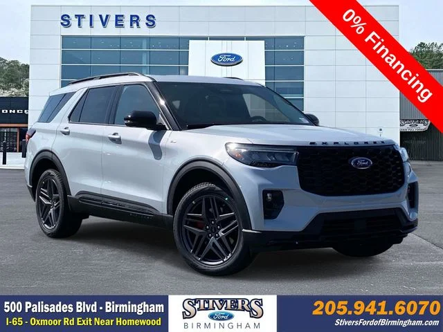 New 2026 Space White Metallic Ford ST-Line image 1