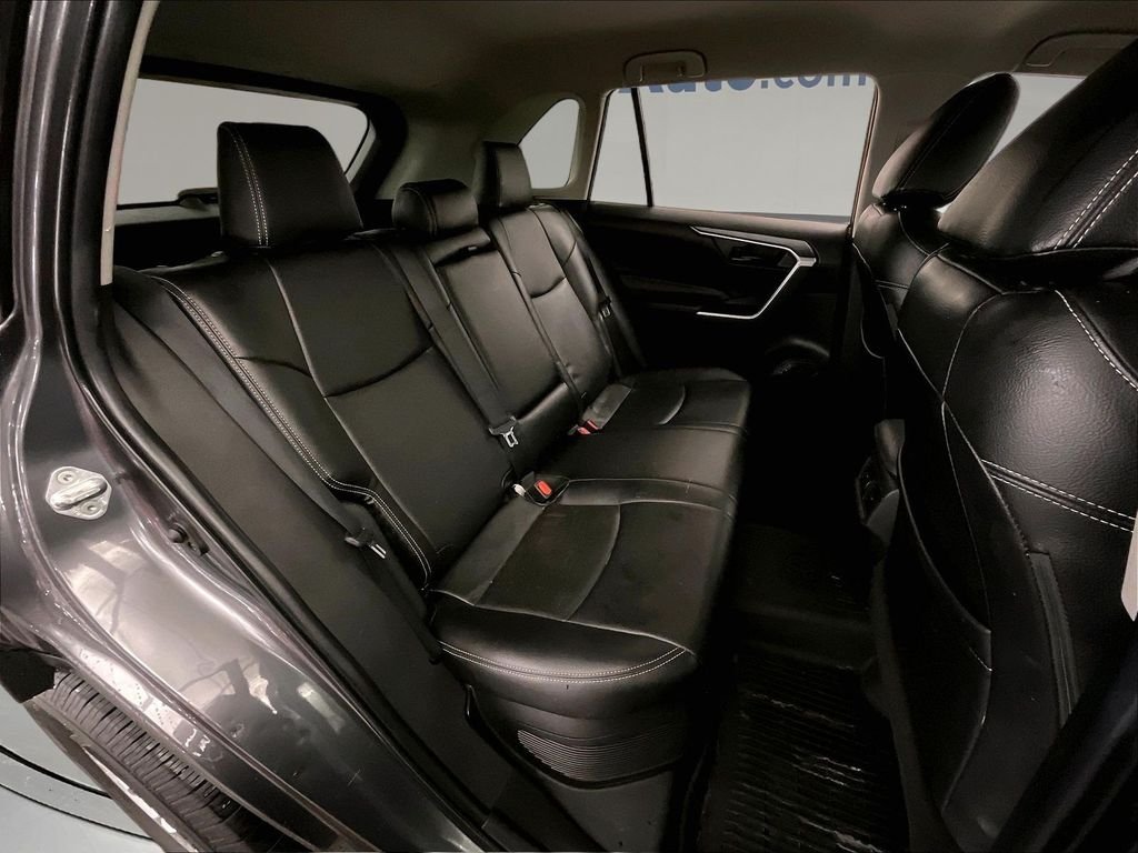 Used 2020 Gray Toyota LE image 31