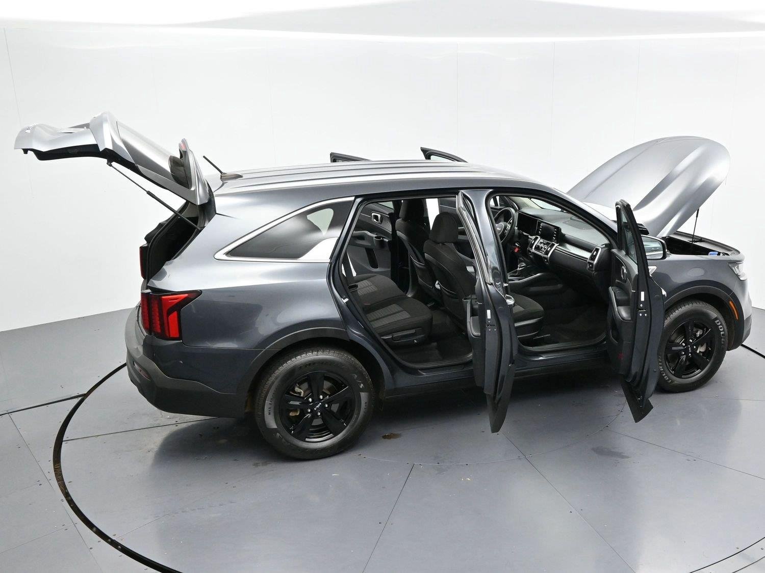 Used 2022 Gravity Gray Kia LX image 35