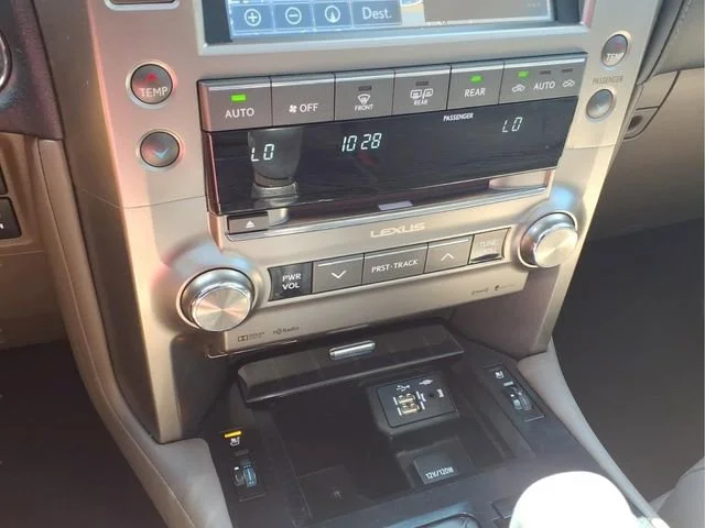Used 2021 White Lexus Premium image 8