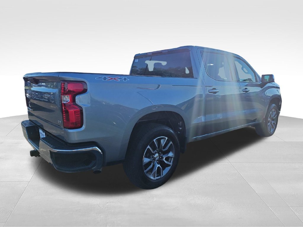 Used 2024 Gray Chevrolet LT image 5