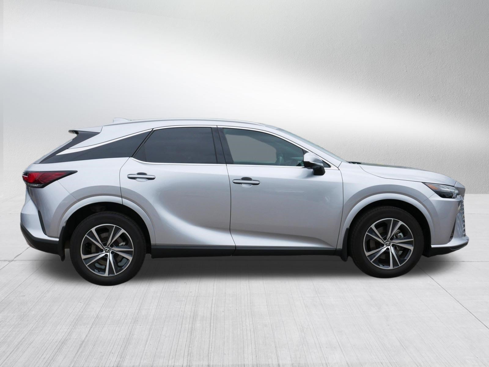 Used 2024 Iridium Lexus RX 350 Premium image 8