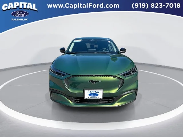 Used 2024 Green Ford Select image 3