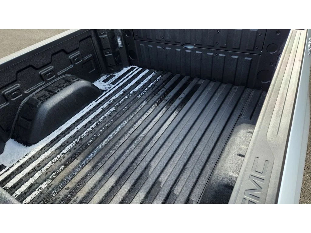2026 GMC Sierra 1500 SLT - Photo 16