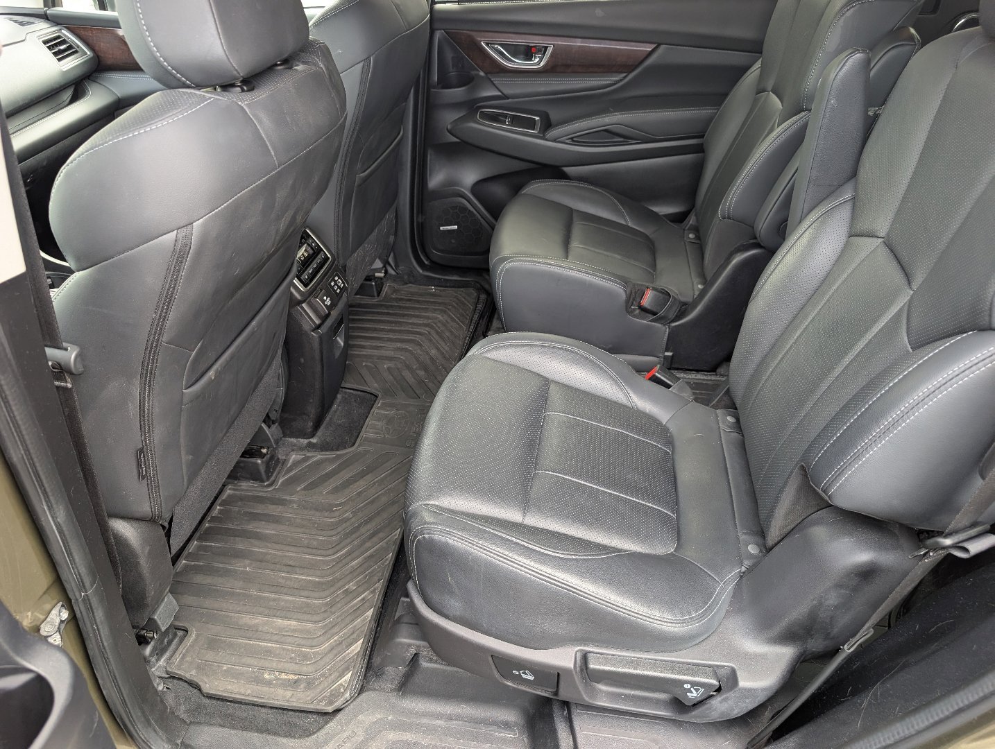Used 2023 Autumn Green Metallic Subaru Touring image 26