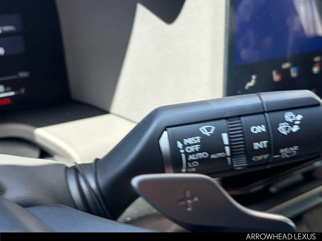 Used 2026 Silver Lexus 550 Premium+ image 17