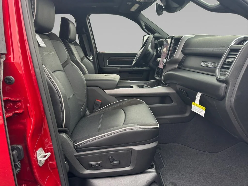 2026 RAM 2500 Laramie - Photo 18