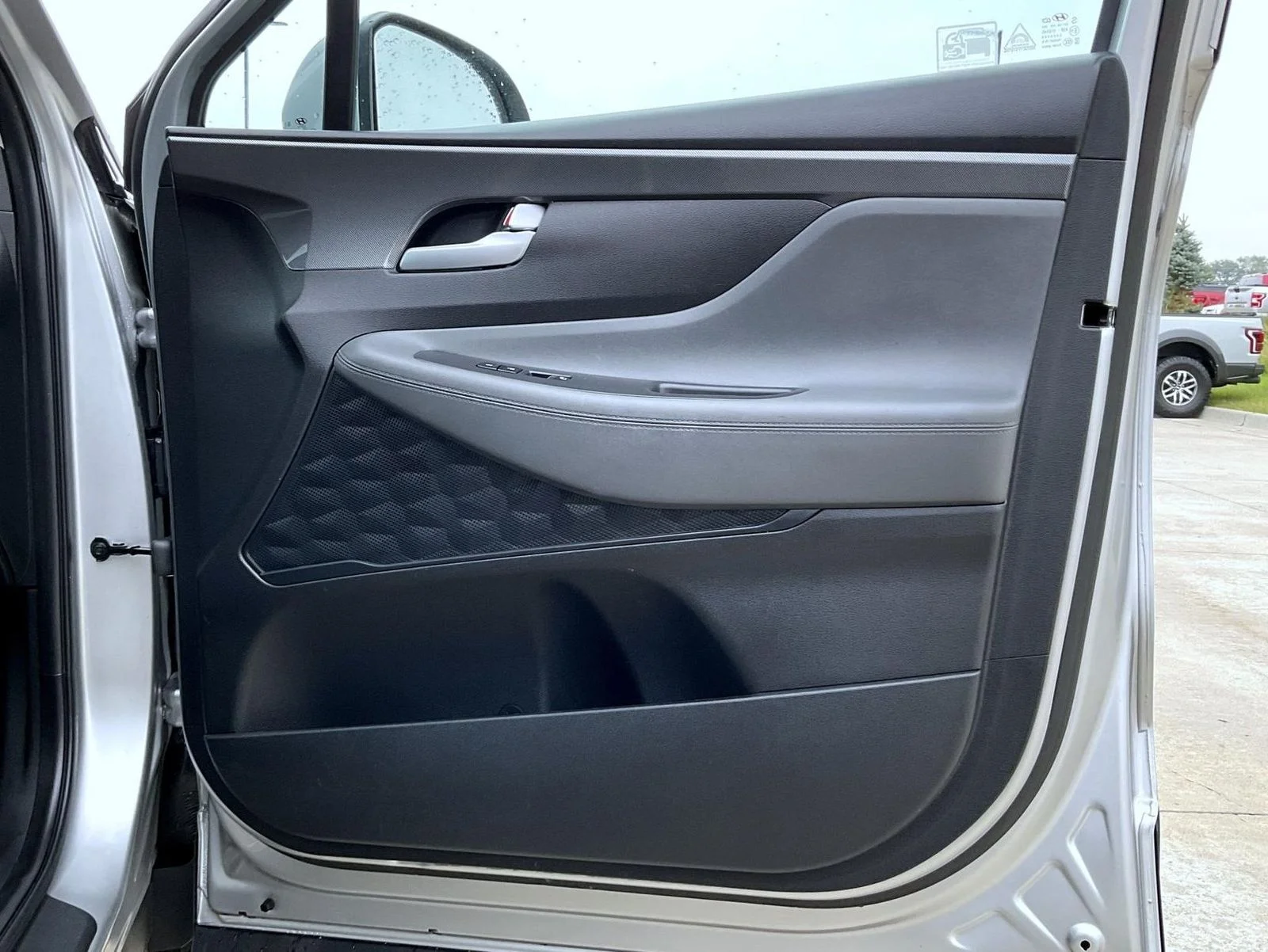 2021 Hyundai Santa Fe SE - Photo 17