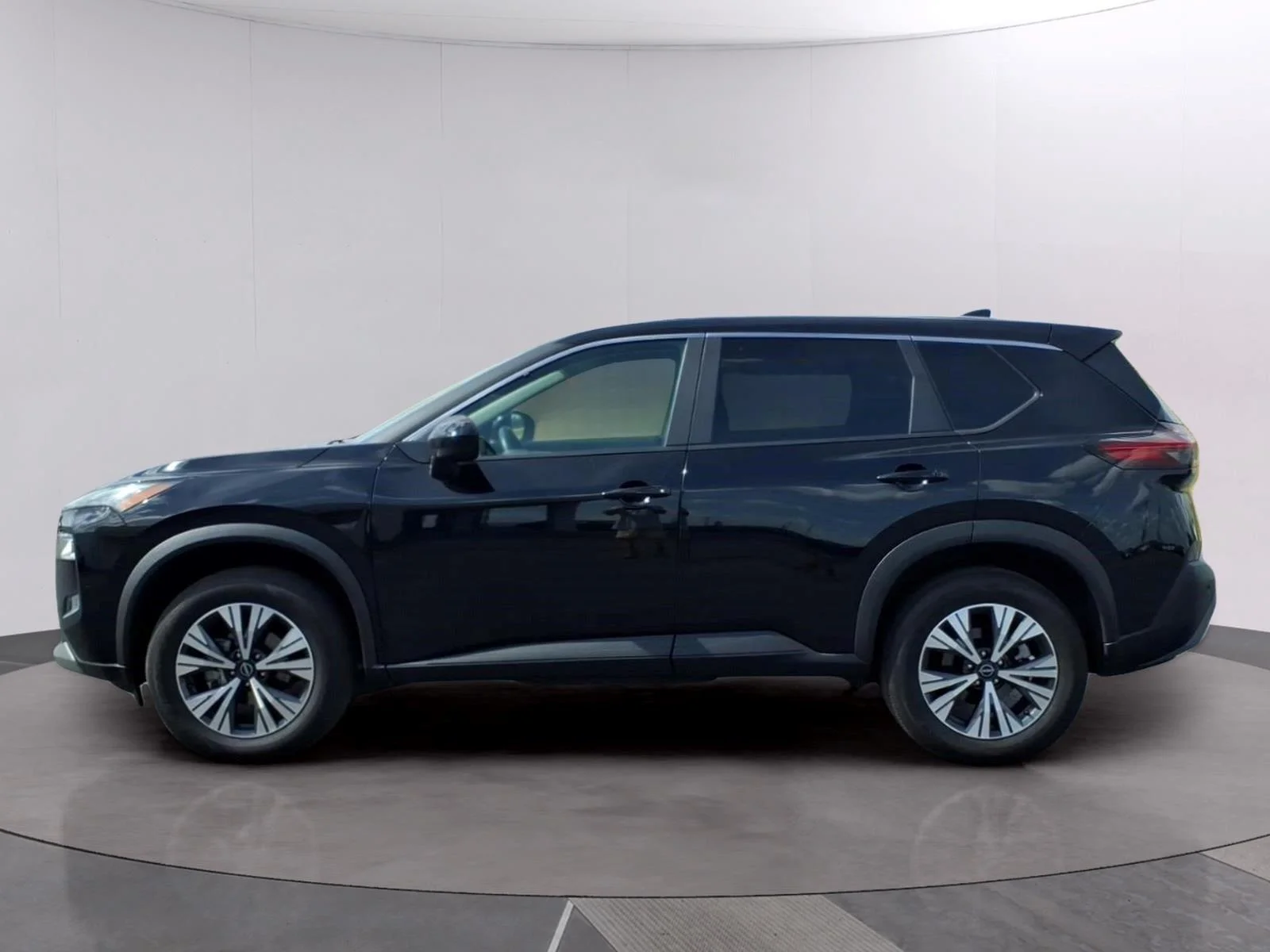 Used 2023 Super Black Nissan SV image 2