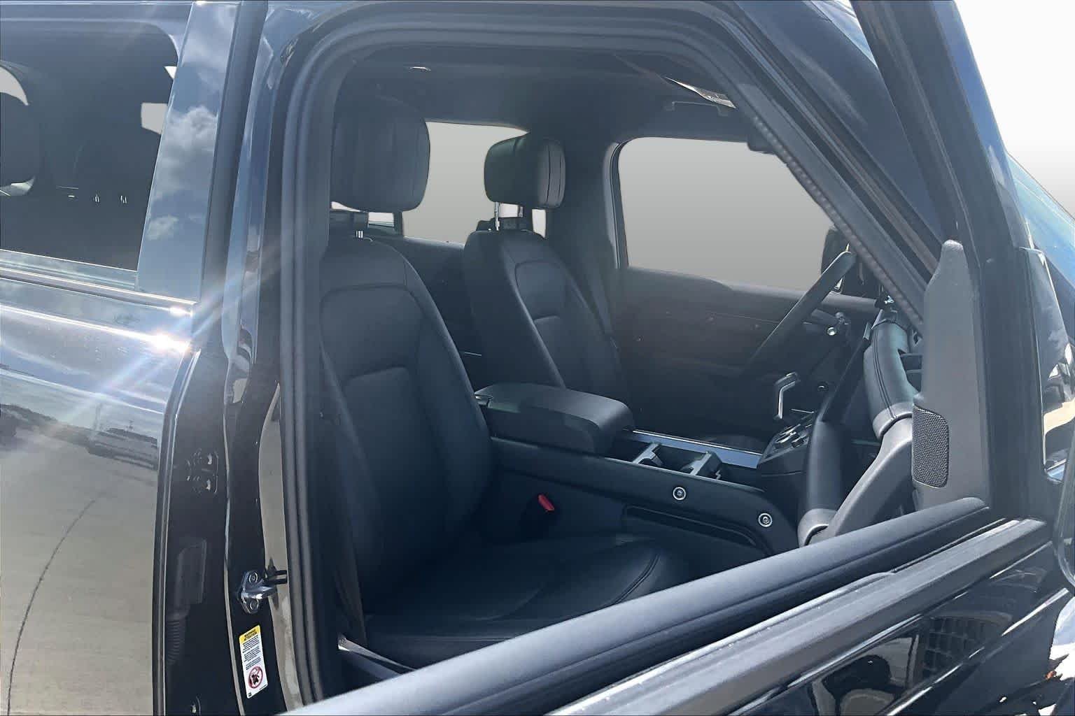 Pre-Owned 2025 Land Rover Defender X