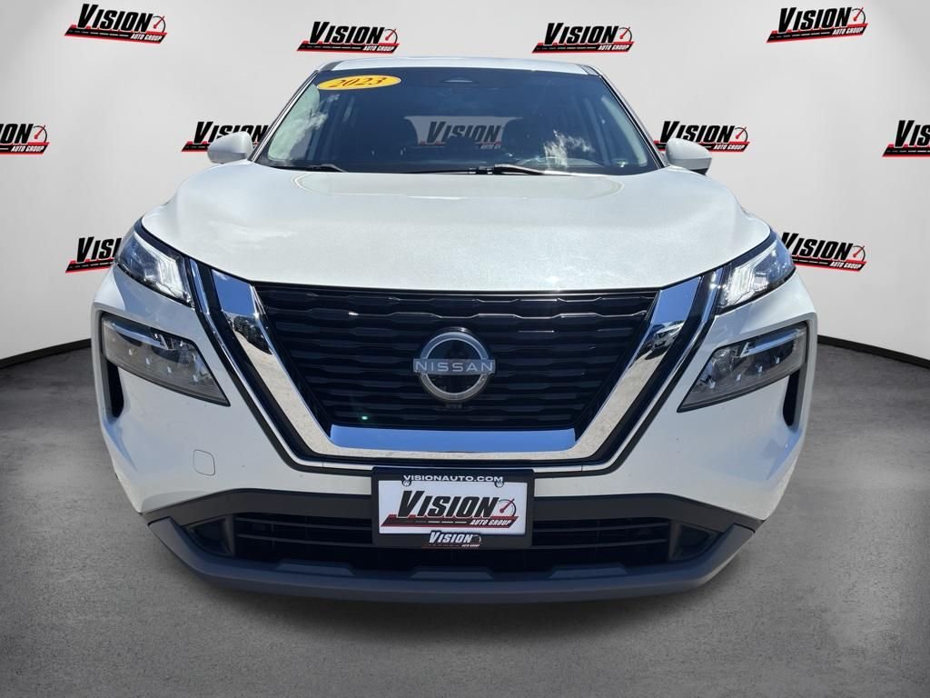 Used 2023 White Nissan SV image 2