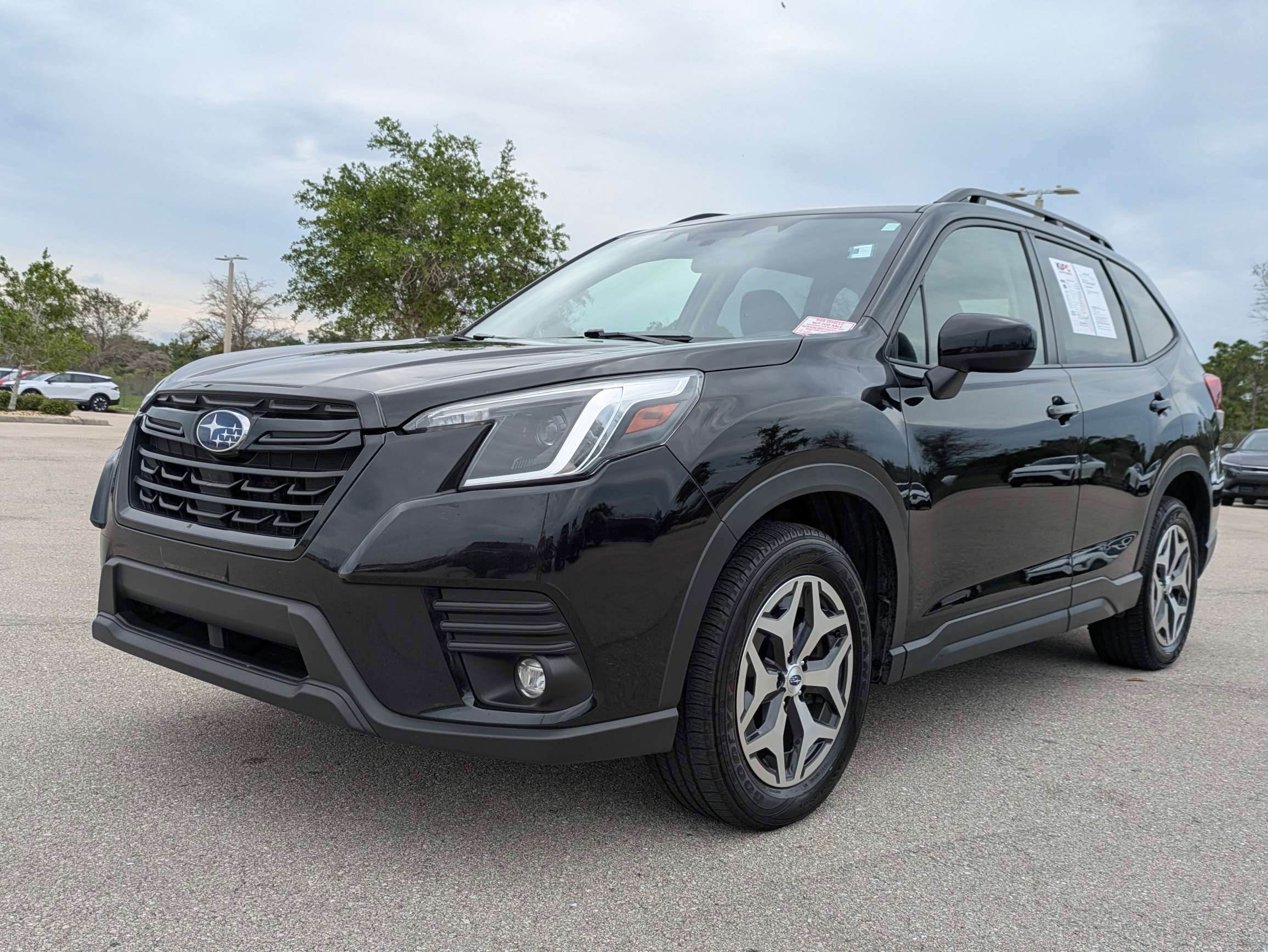 Used 2024 Crystal Black Silica Subaru Premium image 9