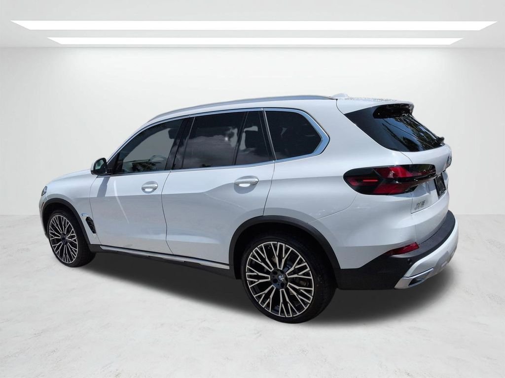 New 2026 Alpine White BMW xDrive40i image 6