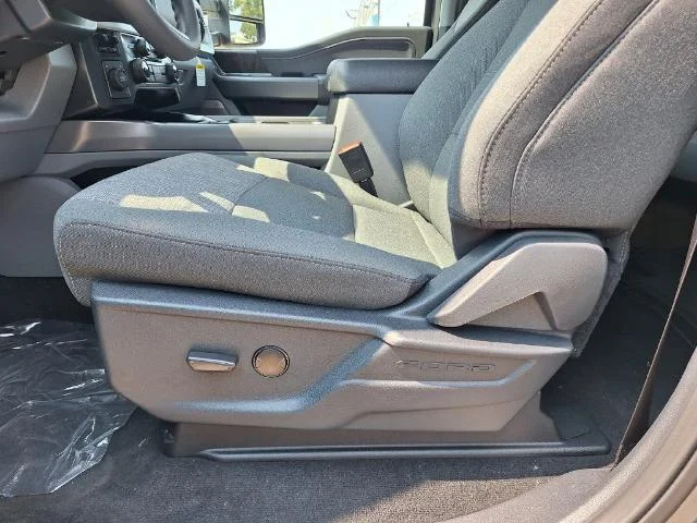 New 2026 Carbonized Gray Metallic Ford F-350® XLT image 40