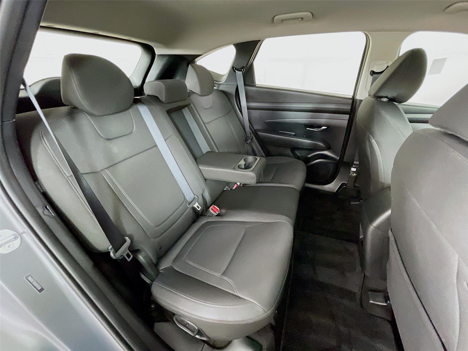 Certified Used 2025 Ecotronic Gray Matte Hyundai SE image 27