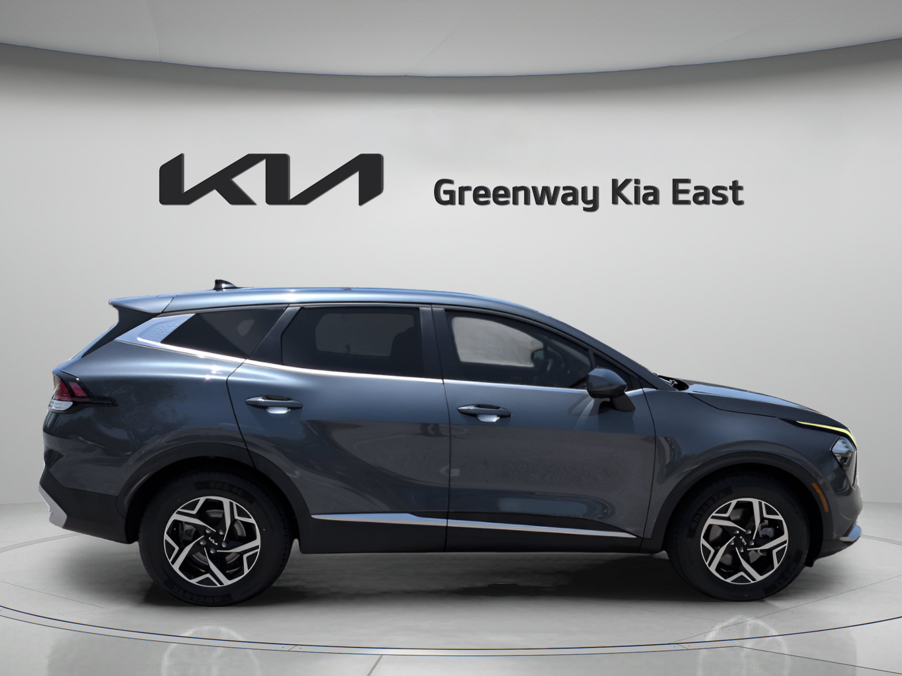 Used 2023 Gravity Gray Kia LX image 5