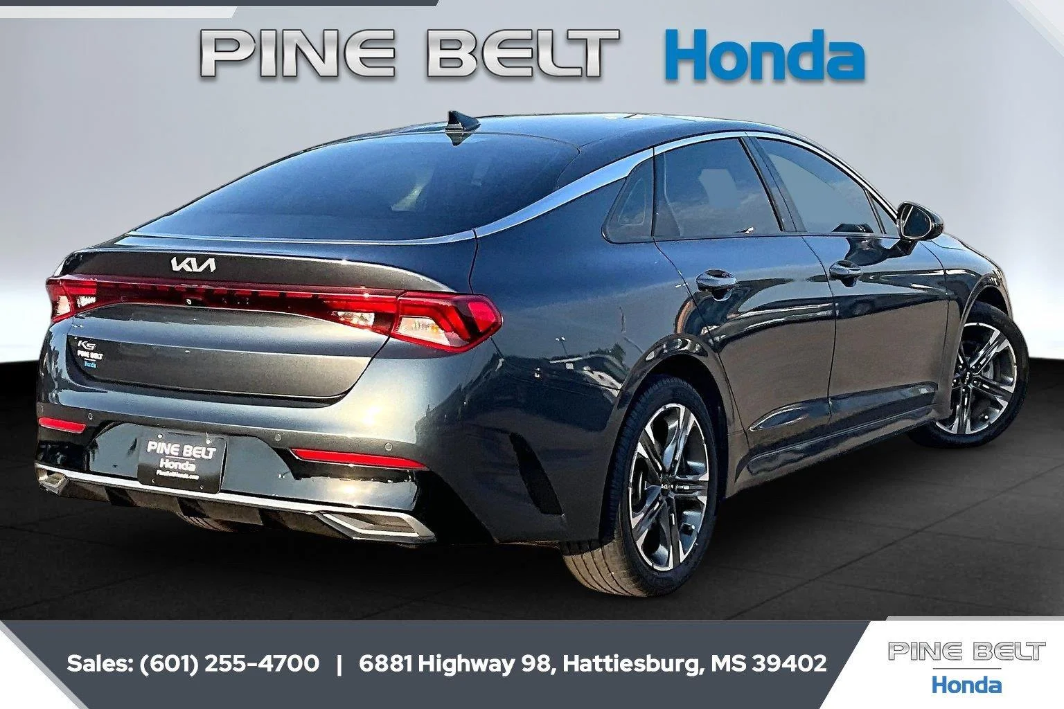 Used 2022 Gravity Gray Kia EX image 11