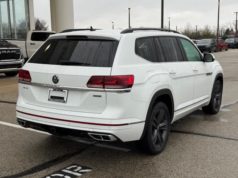 Used 2021 Pure White Volkswagen 3.6L V6 SE w/Technology R-Line image 3