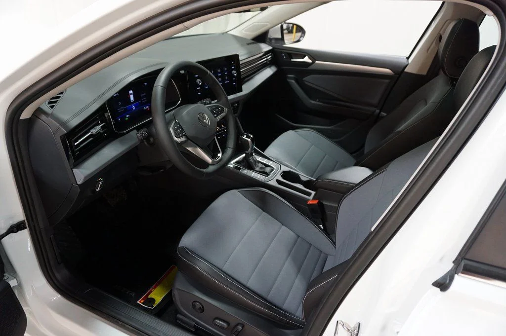 New 2026 Opal White Volkswagen 1.5T SE image 9