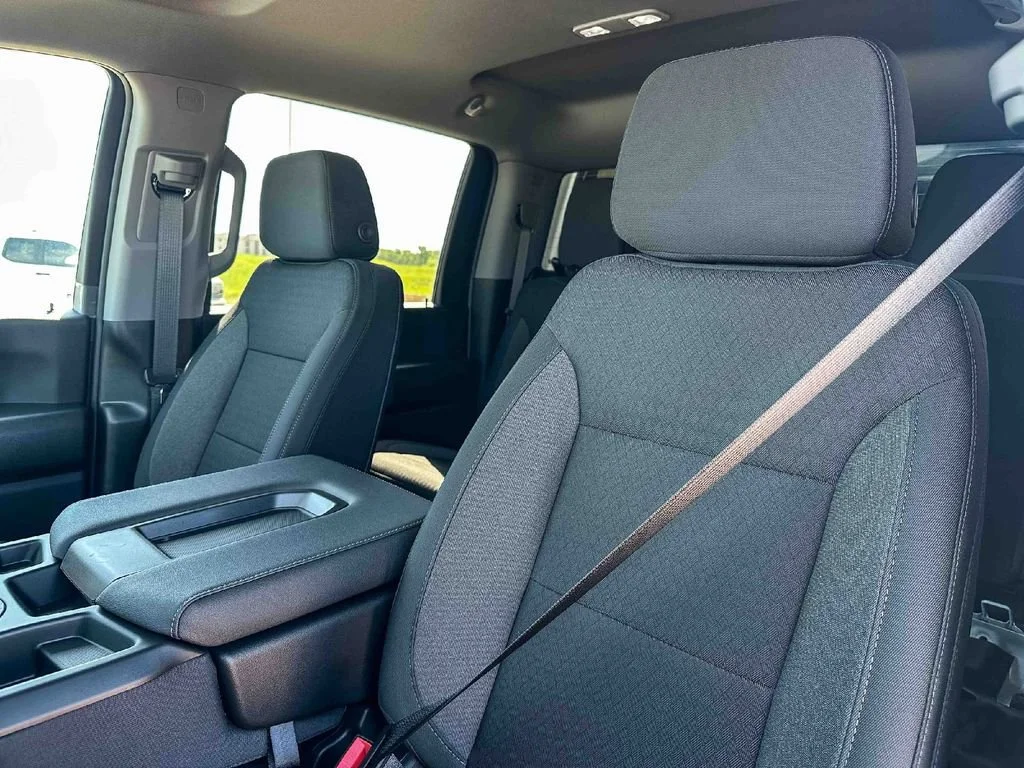2025 Chevrolet Silverado 2500 HD Work Truck - Photo 19