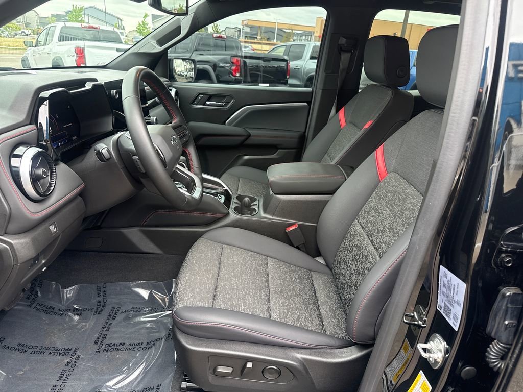 Used 2024 Black Chevrolet Z71 image 9