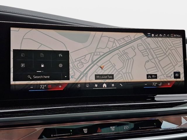 New 2026 Tanzanite Blue II Metallic BMW 750e xDrive image 16