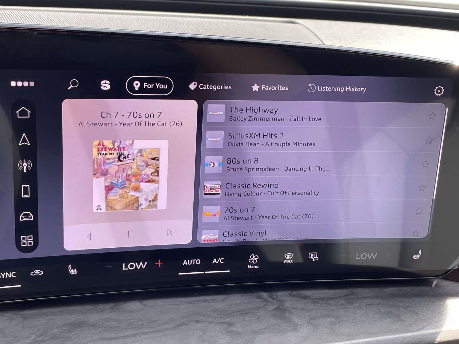 New 2026 6I6I/Blue Audi Premium Plus image 25