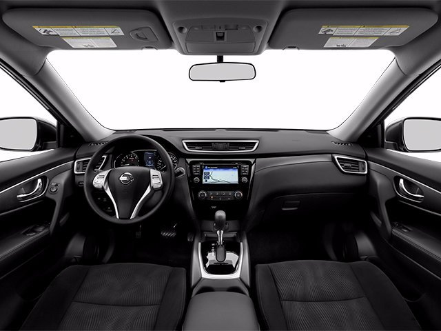 Used 2014 Brilliant Silver Nissan S image 4