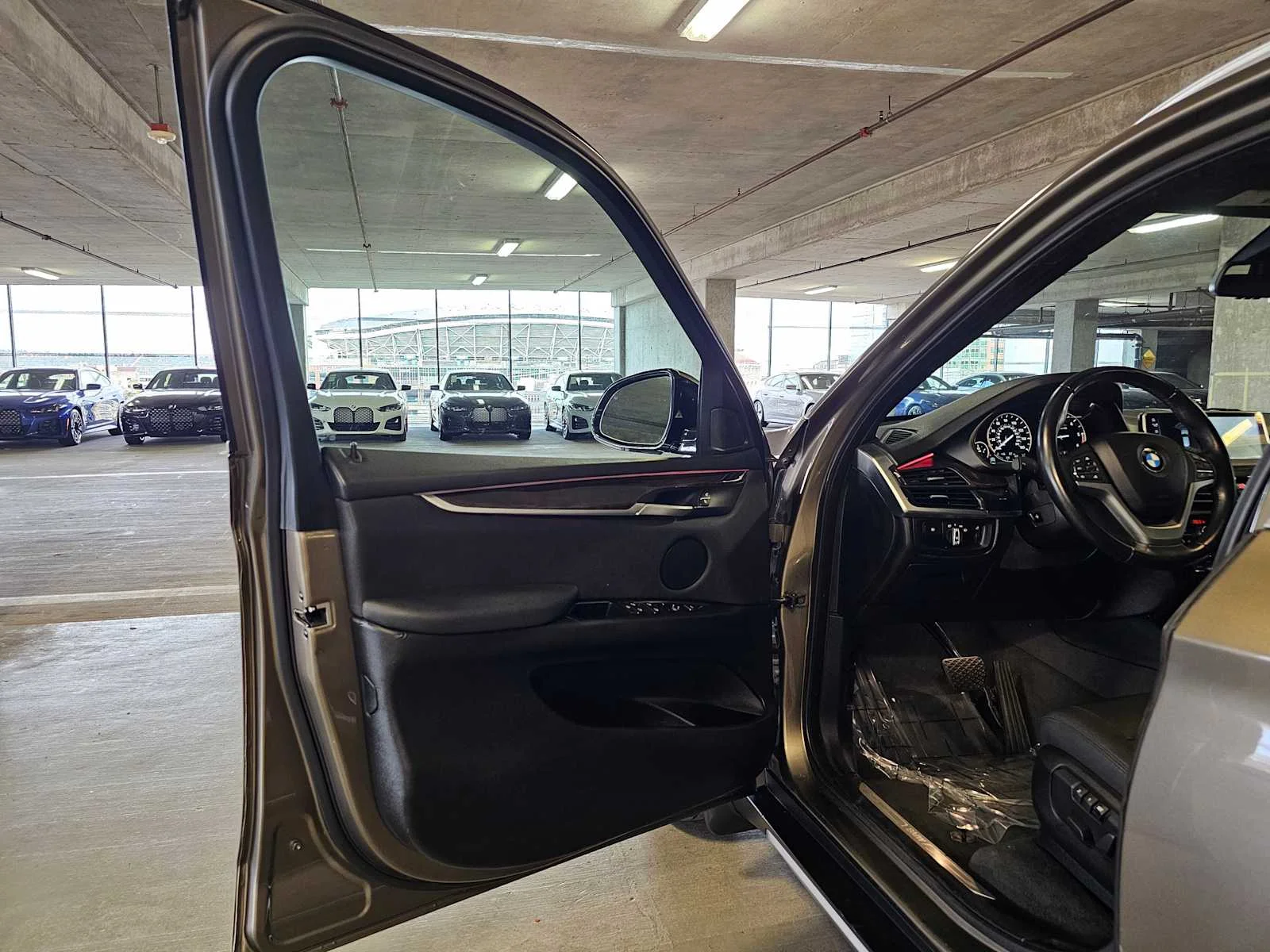 Used 2017  BMW xDrive35d image 20