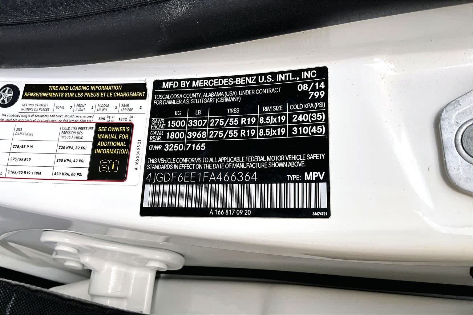 Used 2015 Diamond White Metallic Mercedes-Benz GL 450 image 34