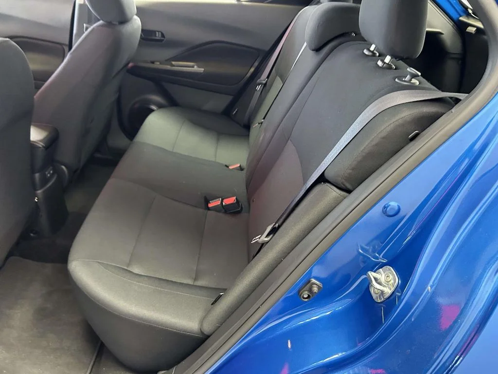 Used 2025 Blue Nissan S image 12