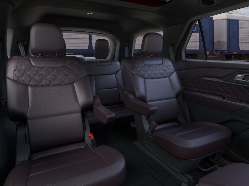 New 2026 Rapid Red Metallic Tinted Clearcoat Ford Platinum™ image 11