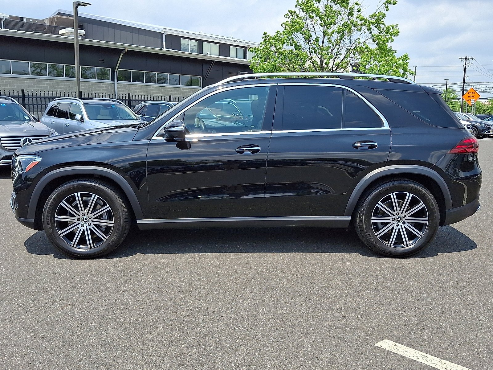 Used 2026 Black   040 Mercedes-Benz GLE 350 image 7