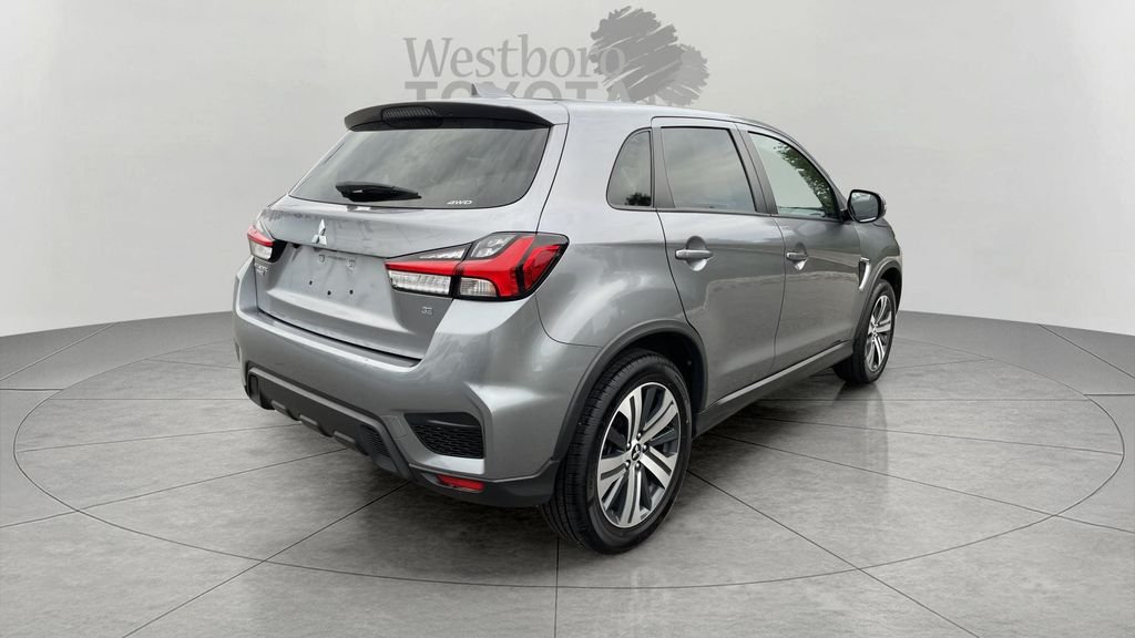 Used 2024 Gray Mitsubishi 2.0 ES image 7