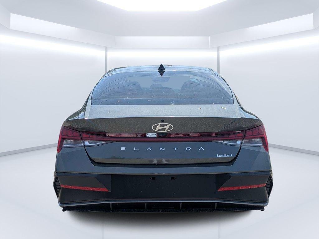 New 2026 Gray Hyundai Limited image 4